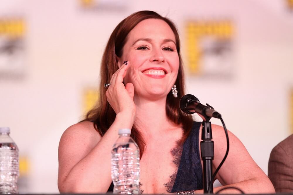 Rachael MacFarlane in Happy Mode